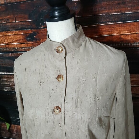 Orvis Jacket Blouse Top Size 6 Textured Crepe Beige Button Front Faux Suede - Picture 3 of 11